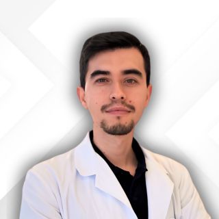 Dr. César Herrera Molina